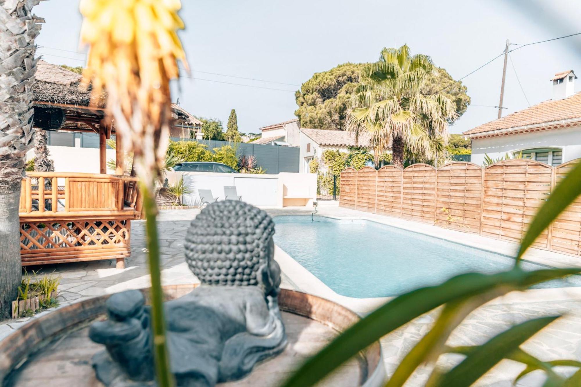 Reve D'Azur En Bord De Mer A La Nartelle Avec Piscine Dans La Residence, Terrasse, Bbq, 2 Chambres 2 Sdb Logement De 35M2 Draps Inclus Sainte-Maxime Zewnętrze zdjęcie